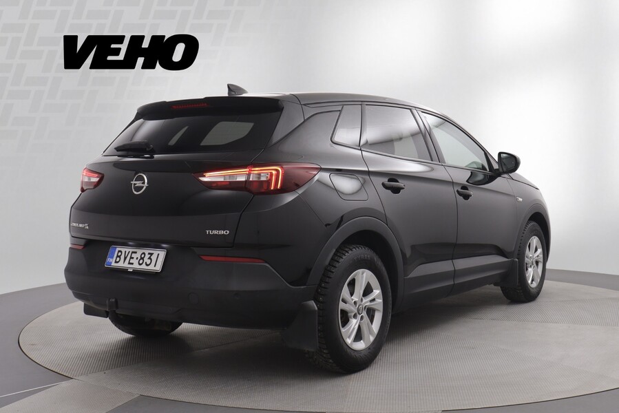 Opel Grandland X vaihtoauto
