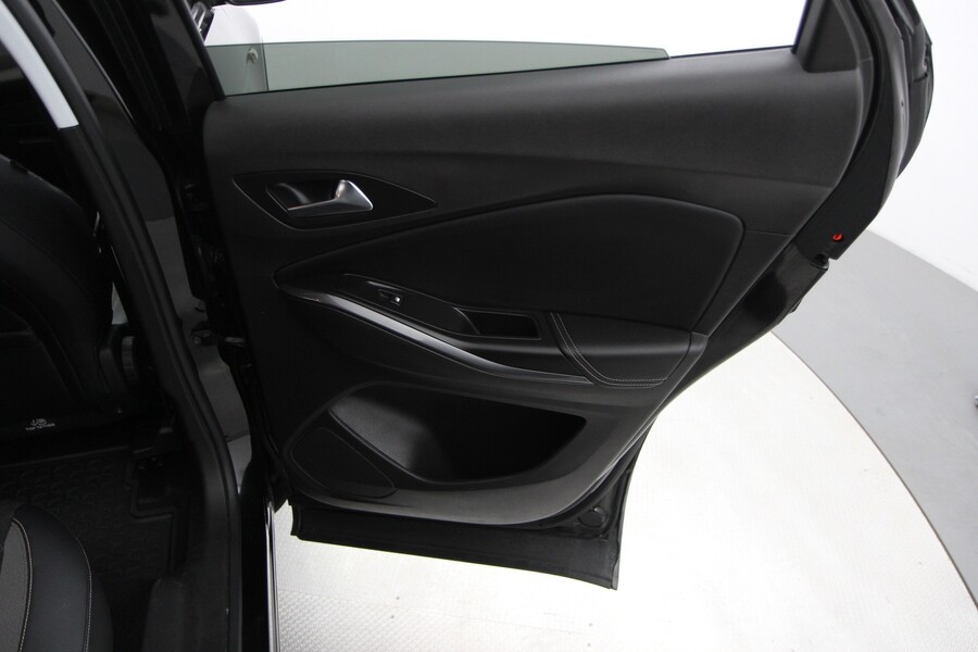 Opel Grandland X vaihtoauto