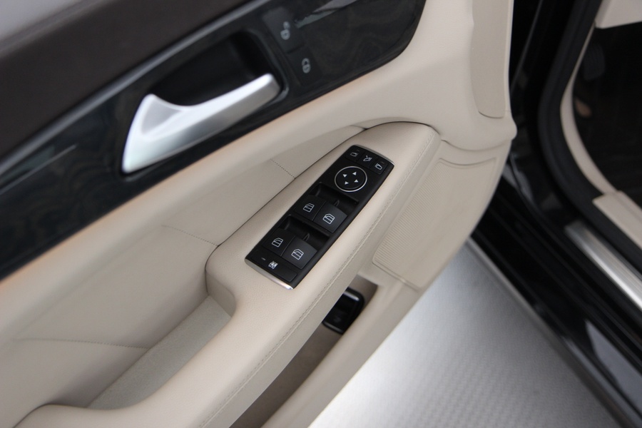 Mercedes-Benz CLS vaihtoauto