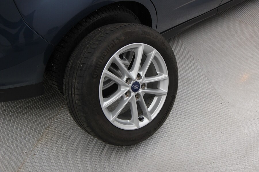 Ford C-MAX vaihtoauto