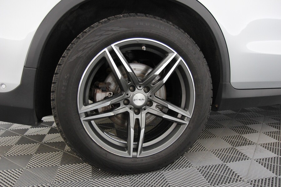 Mercedes-Benz GLC vaihtoauto