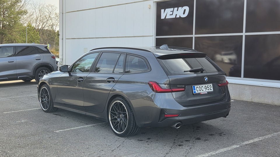 BMW 320 vaihtoauto