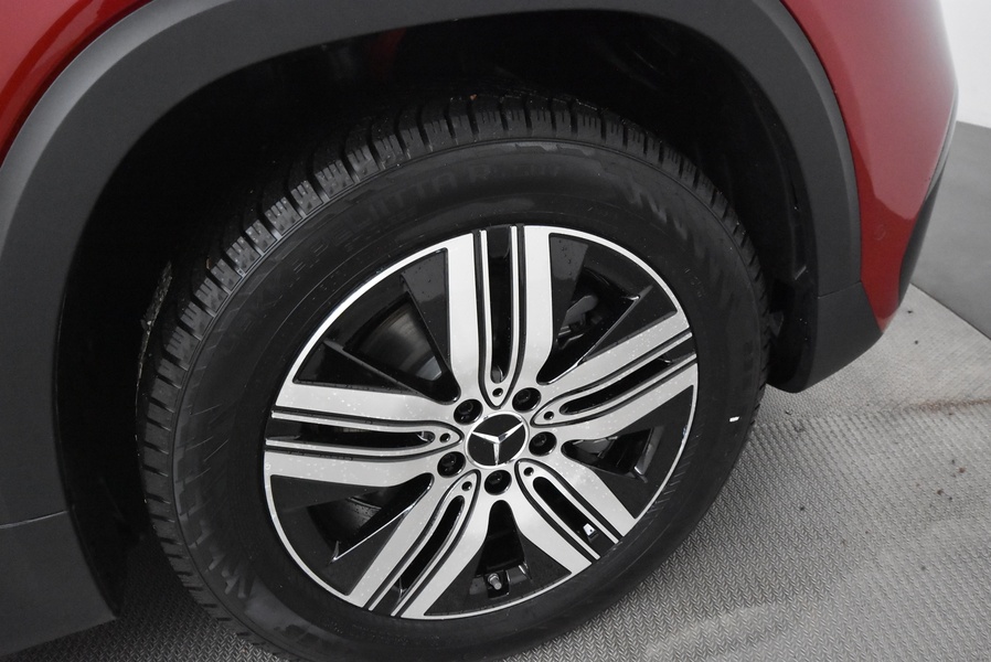 Mercedes-Benz EQB vaihtoauto