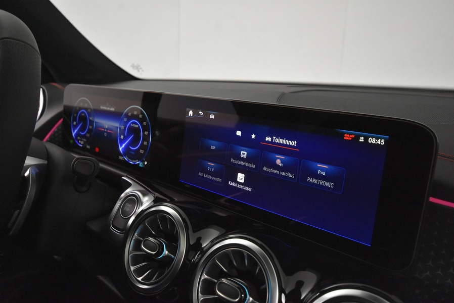 Mercedes-Benz EQB vaihtoauto