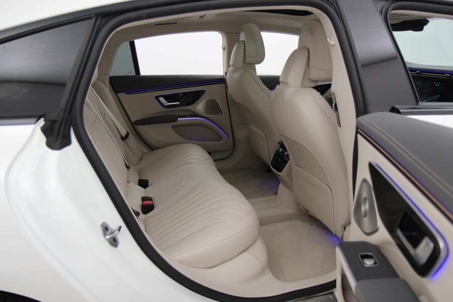 Mercedes-Benz EQS vaihtoauto