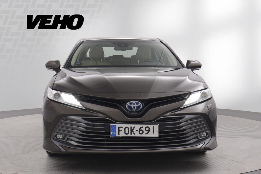 Toyota Camry vaihtoauto