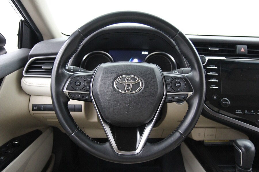 Toyota Camry vaihtoauto