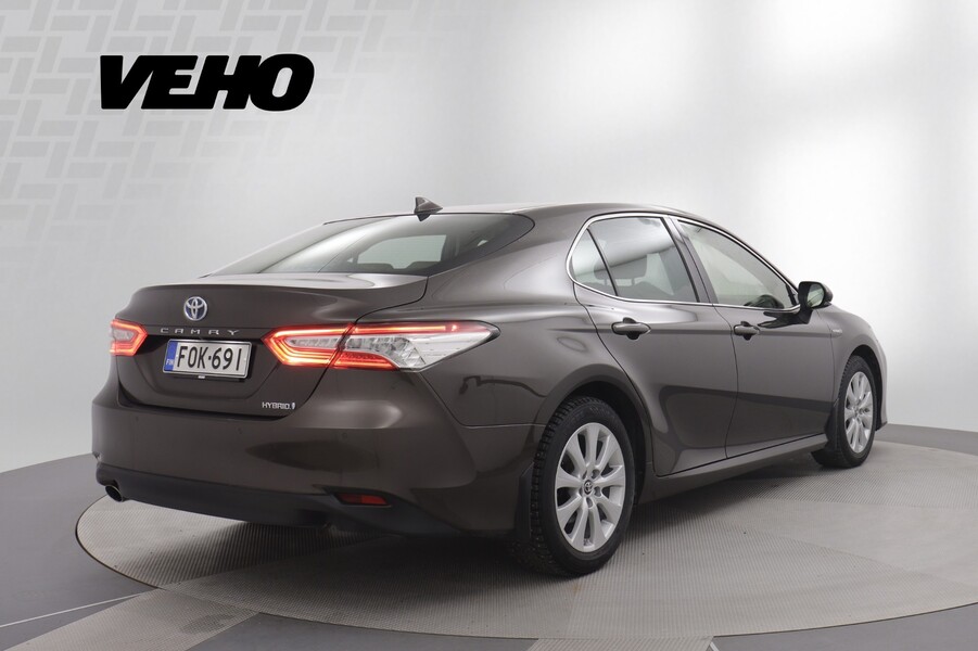 Toyota Camry vaihtoauto