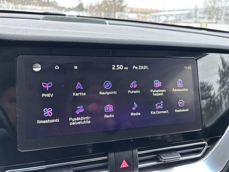 Kia Niro plug-in vaihtoauto