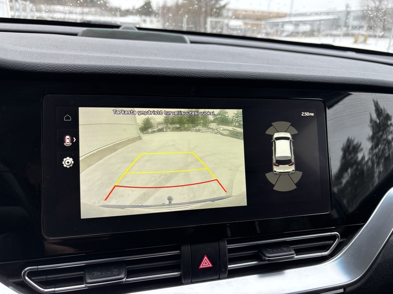 Kia Niro plug-in vaihtoauto