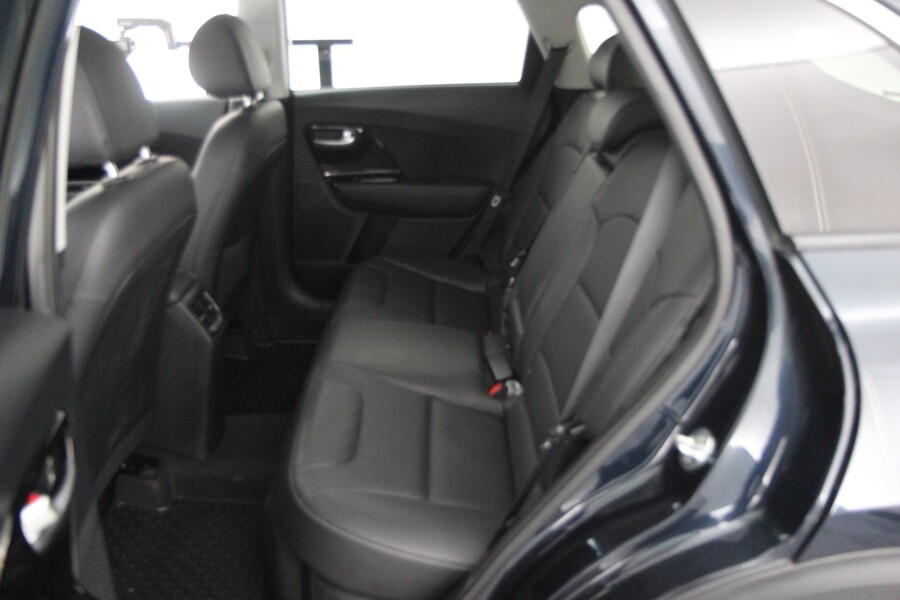 Kia Niro plug-in vaihtoauto