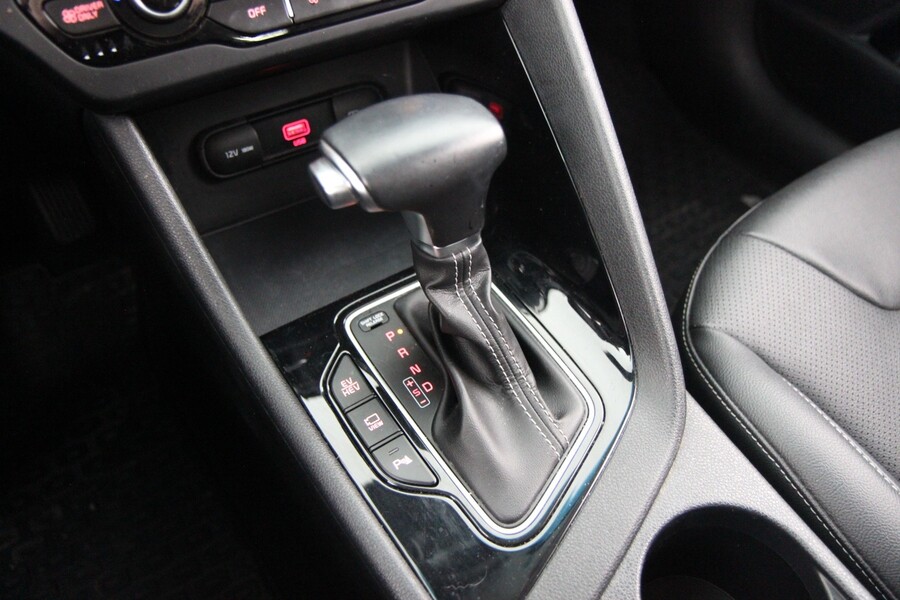 Kia Niro plug-in vaihtoauto