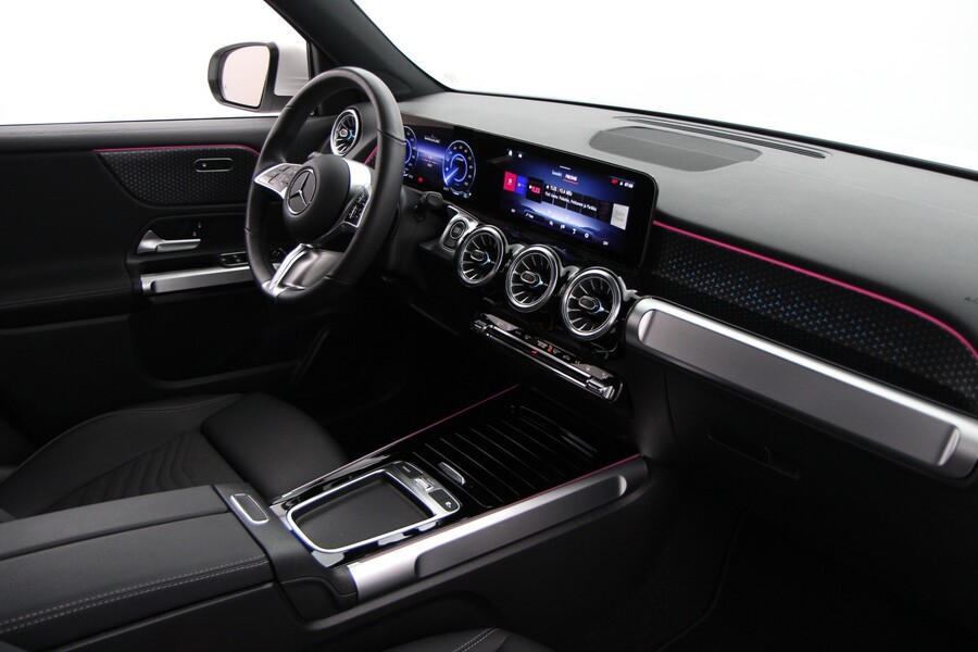 Mercedes-Benz EQB vaihtoauto