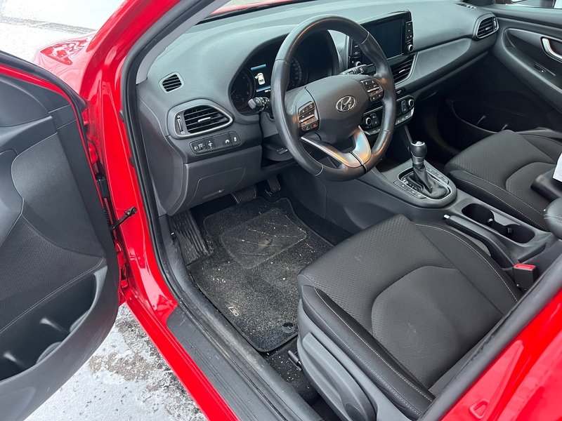 Hyundai i30 5d vaihtoauto