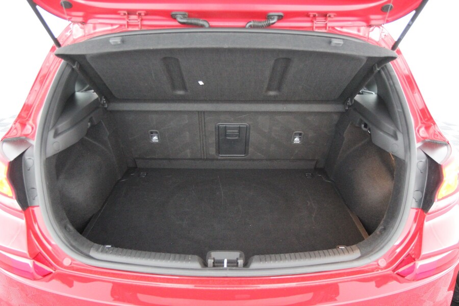 Hyundai i30 5d vaihtoauto