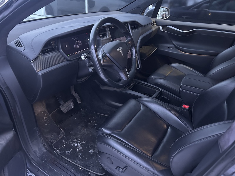 Tesla Model X vaihtoauto