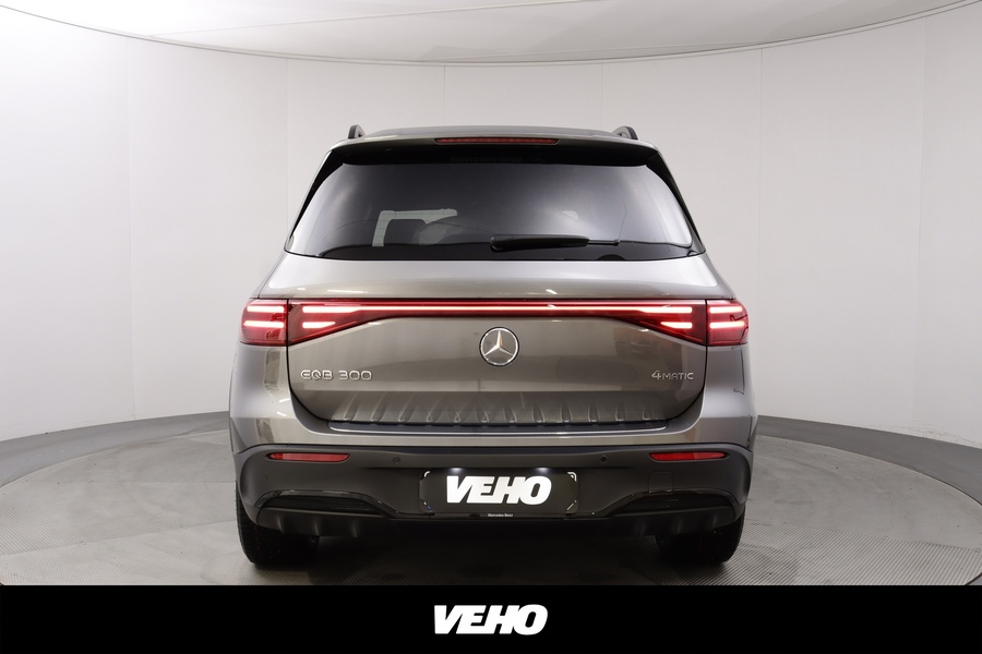 Mercedes-Benz EQB vaihtoauto