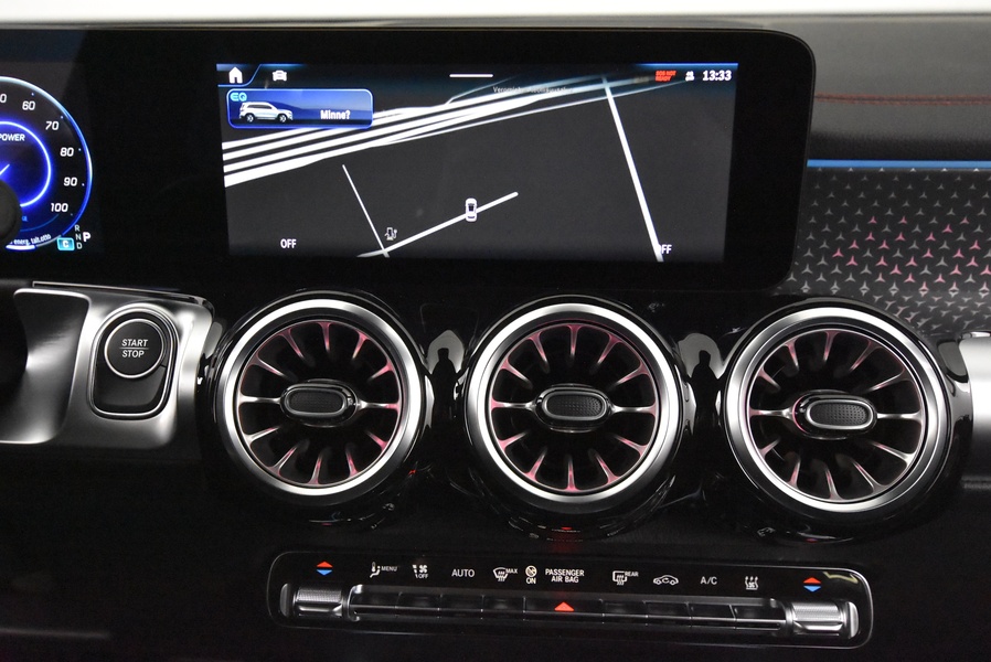 Mercedes-Benz EQB vaihtoauto