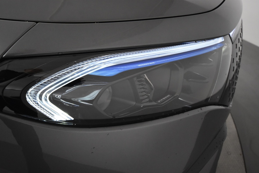 Mercedes-Benz EQB vaihtoauto