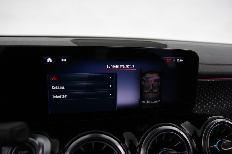 Mercedes-Benz EQB vaihtoauto