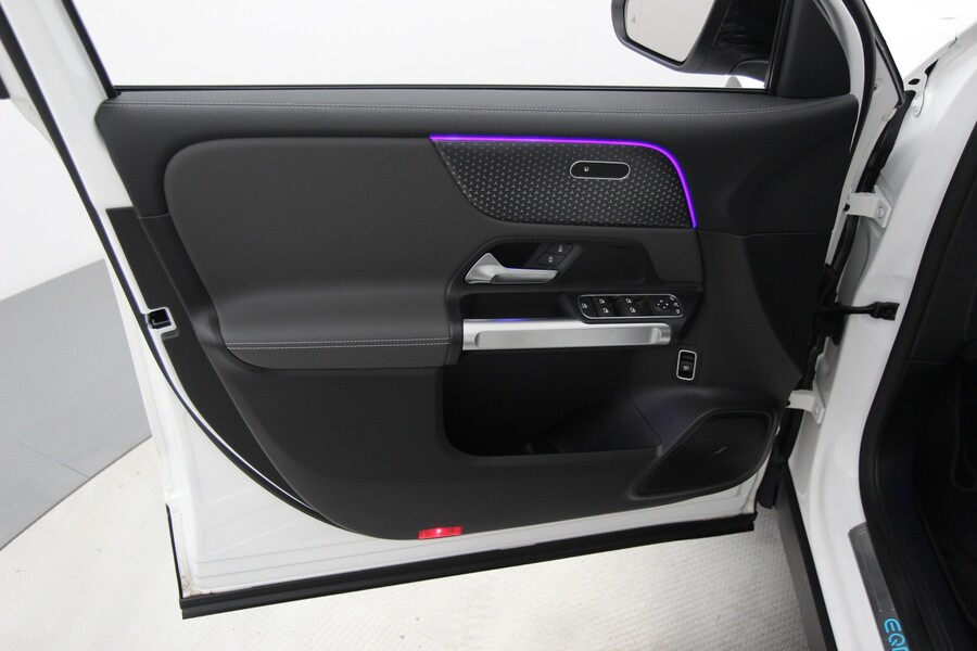 Mercedes-Benz EQB vaihtoauto