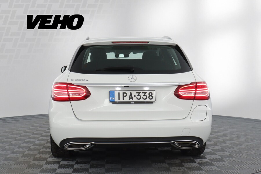 Mercedes-Benz C vaihtoauto