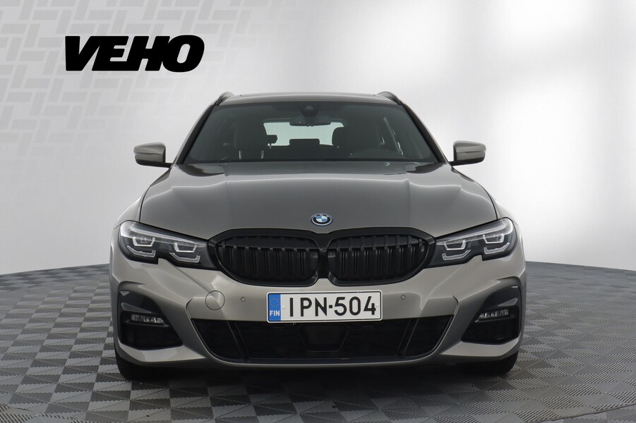 BMW 320 vaihtoauto