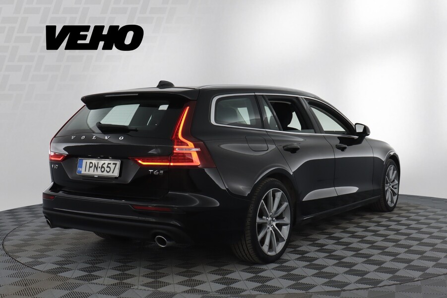 Volvo V60 vaihtoauto