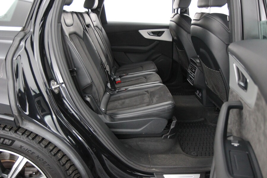 Audi Q7 vaihtoauto