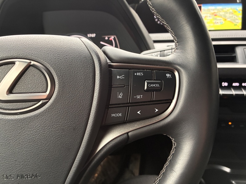 Lexus UX vaihtoauto