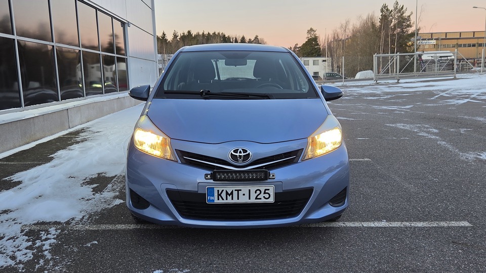 Toyota Yaris vaihtoauto