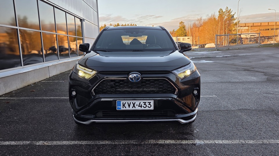 Toyota RAV4 vaihtoauto