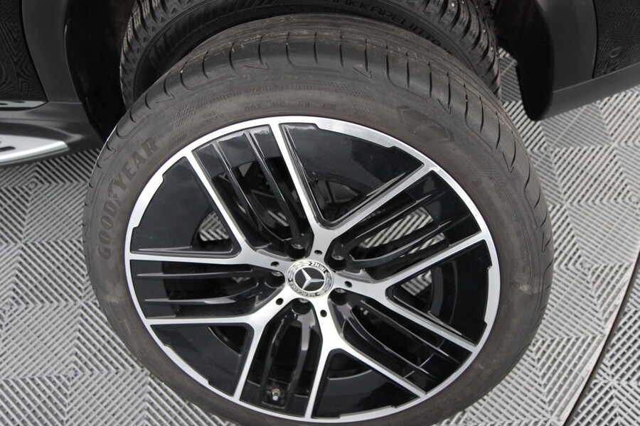 Mercedes-Benz EQE vaihtoauto