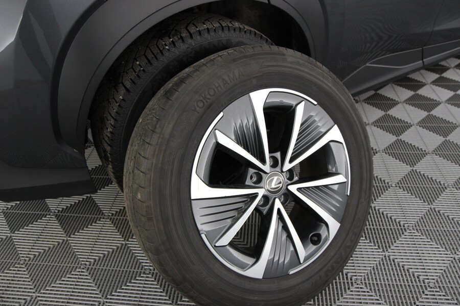 Lexus RZ vaihtoauto
