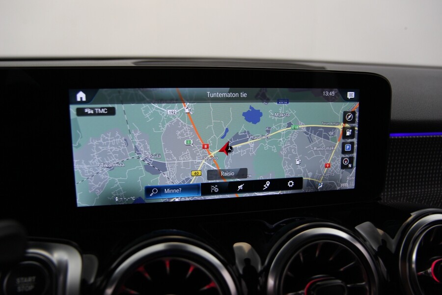 Mercedes-Benz EQB vaihtoauto