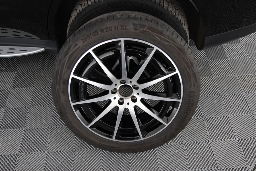 Mercedes-Benz EQC vaihtoauto