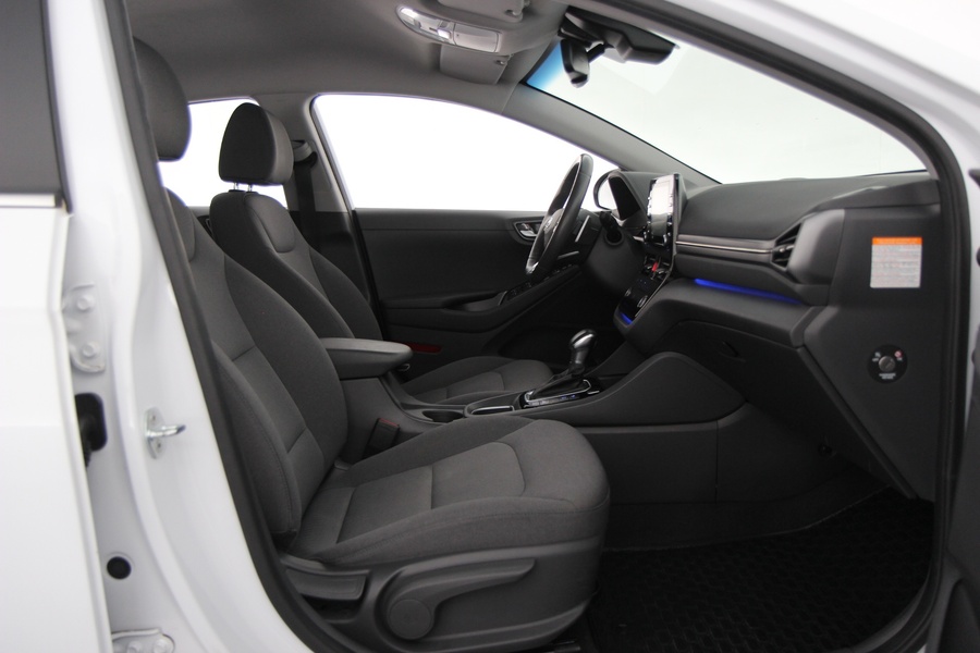 Hyundai IONIQ plug-in vaihtoauto