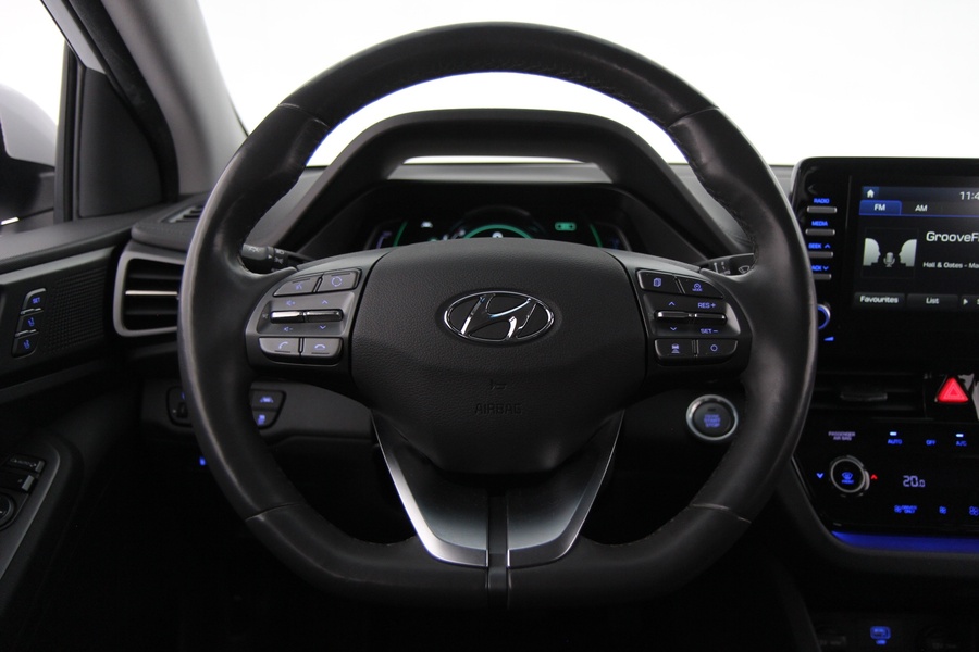 Hyundai IONIQ plug-in vaihtoauto