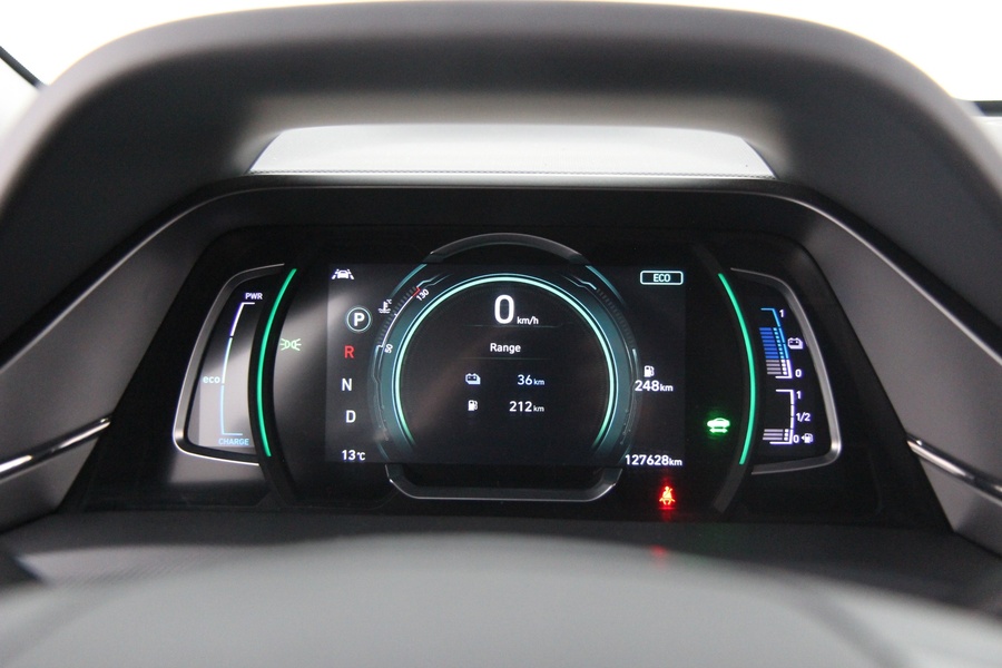 Hyundai IONIQ plug-in vaihtoauto