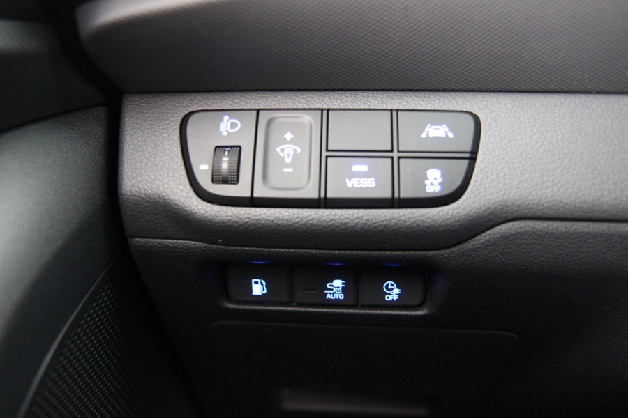 Hyundai IONIQ plug-in vaihtoauto