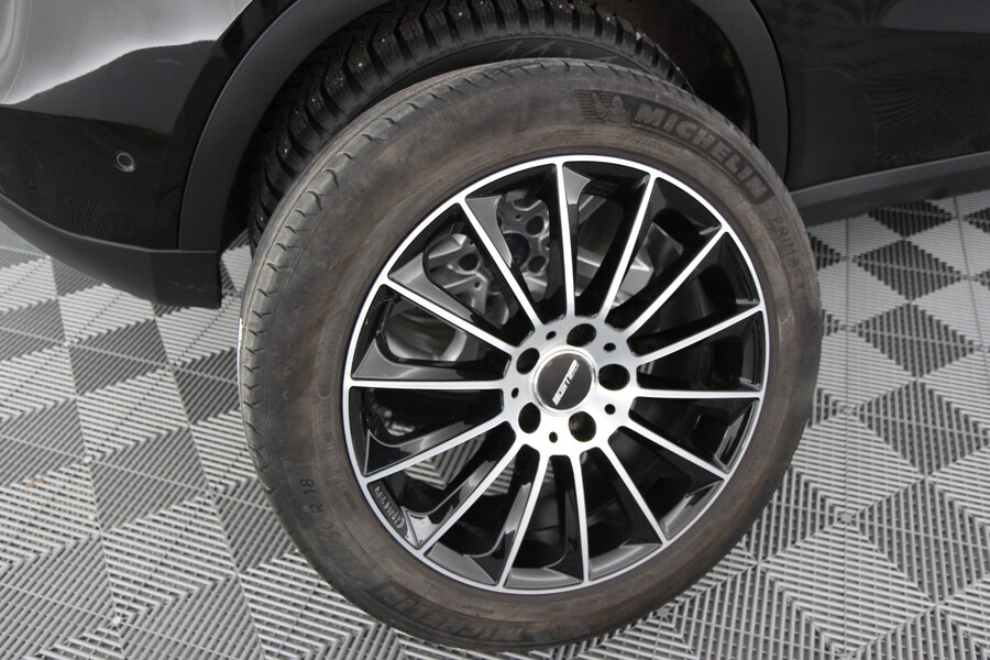 Mercedes-Benz GLA vaihtoauto