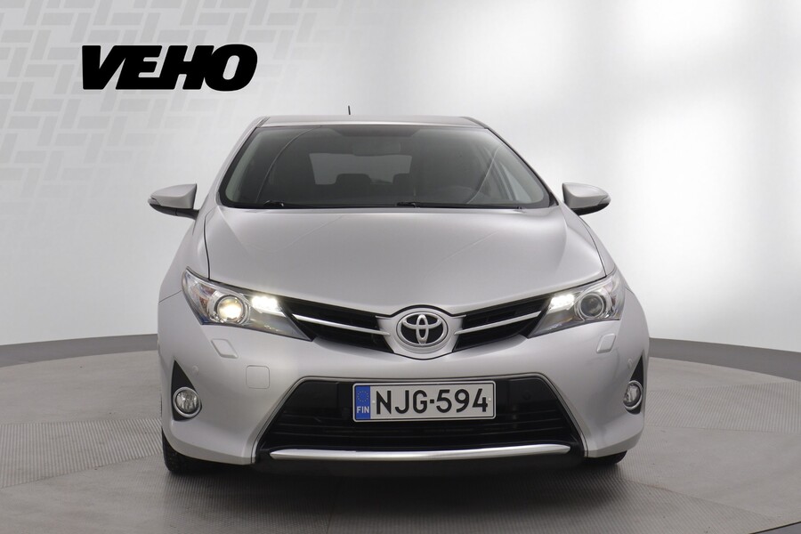 Toyota Auris vaihtoauto