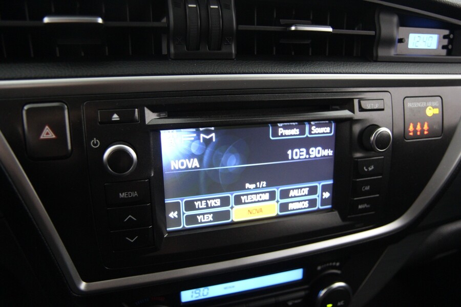 Toyota Auris vaihtoauto