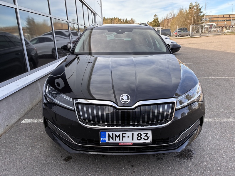 Skoda Superb vaihtoauto
