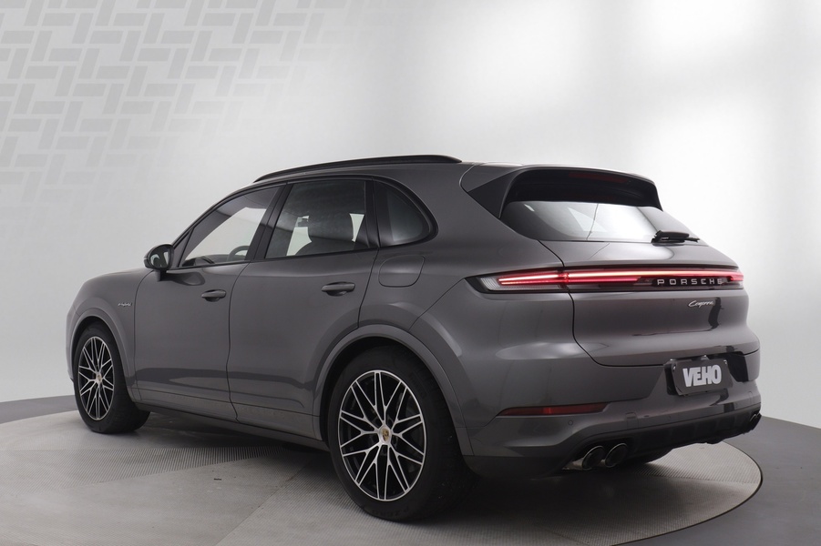 Porsche Cayenne vaihtoauto