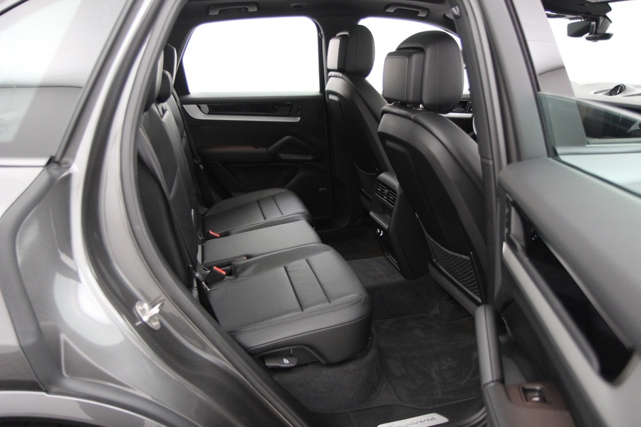 Porsche Cayenne vaihtoauto