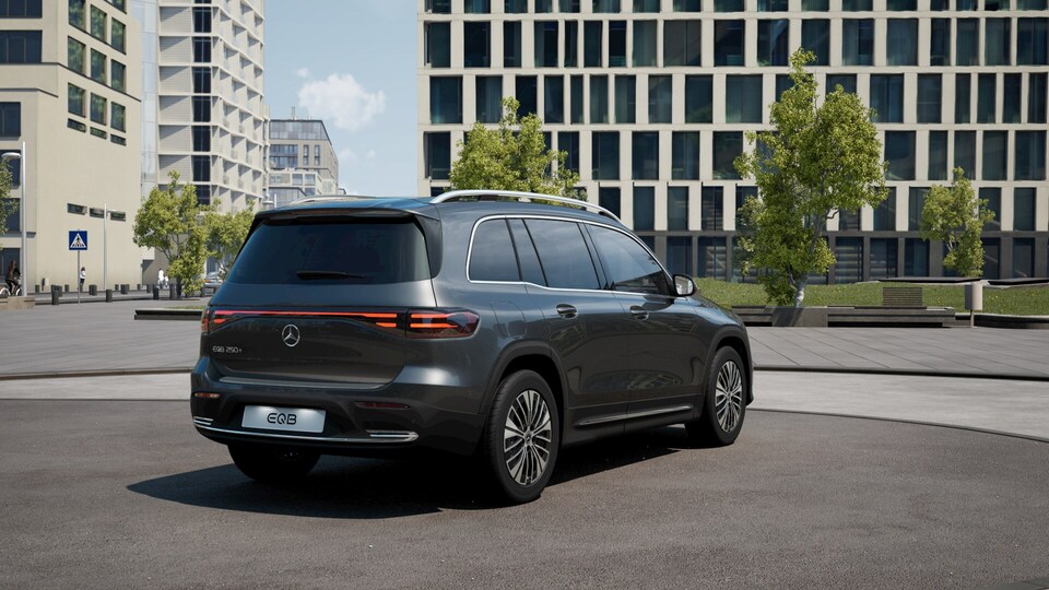 Mercedes-Benz EQB vaihtoauto