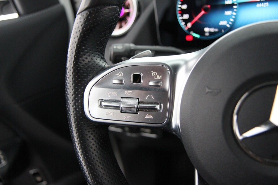 Mercedes-Benz EQA vaihtoauto