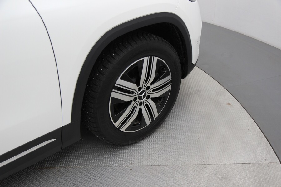 Mercedes-Benz EQA vaihtoauto