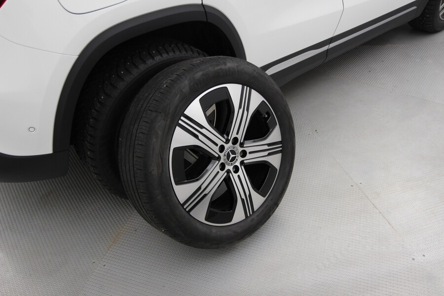 Mercedes-Benz EQA vaihtoauto